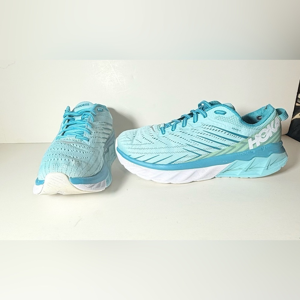 HOKA ONE ONE Arahi 4 Lightweight Lace-Up Sneakers Caribbean Sea Mesh WIDE Sz 8.5